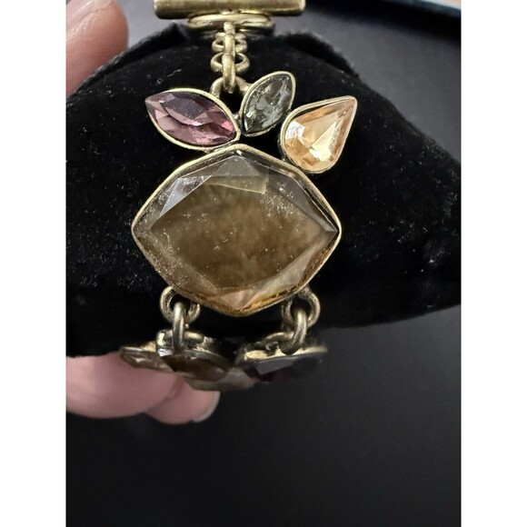 Chloe & Isabel Statement Bracelet Multi-Color Stones Floral Cluster Gold Tone - Picture 10 of 11